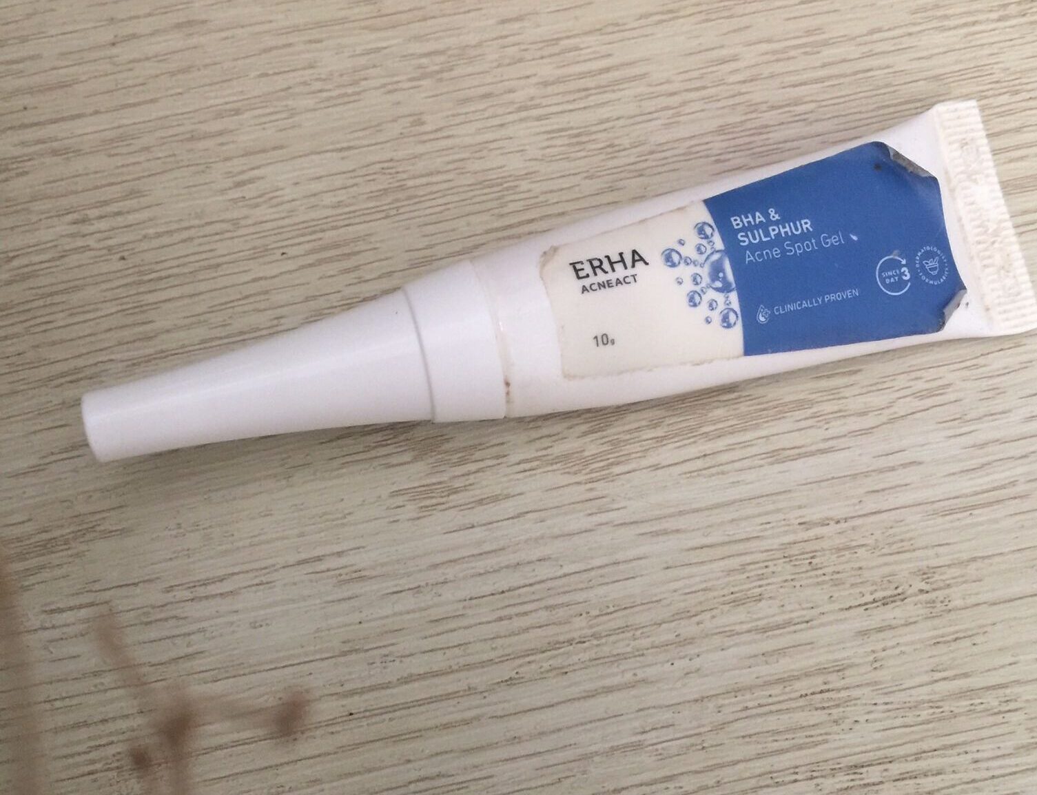 Rekomendasi Obat Jerawat Ampuh : Review Erha Acne Act Spot Gel