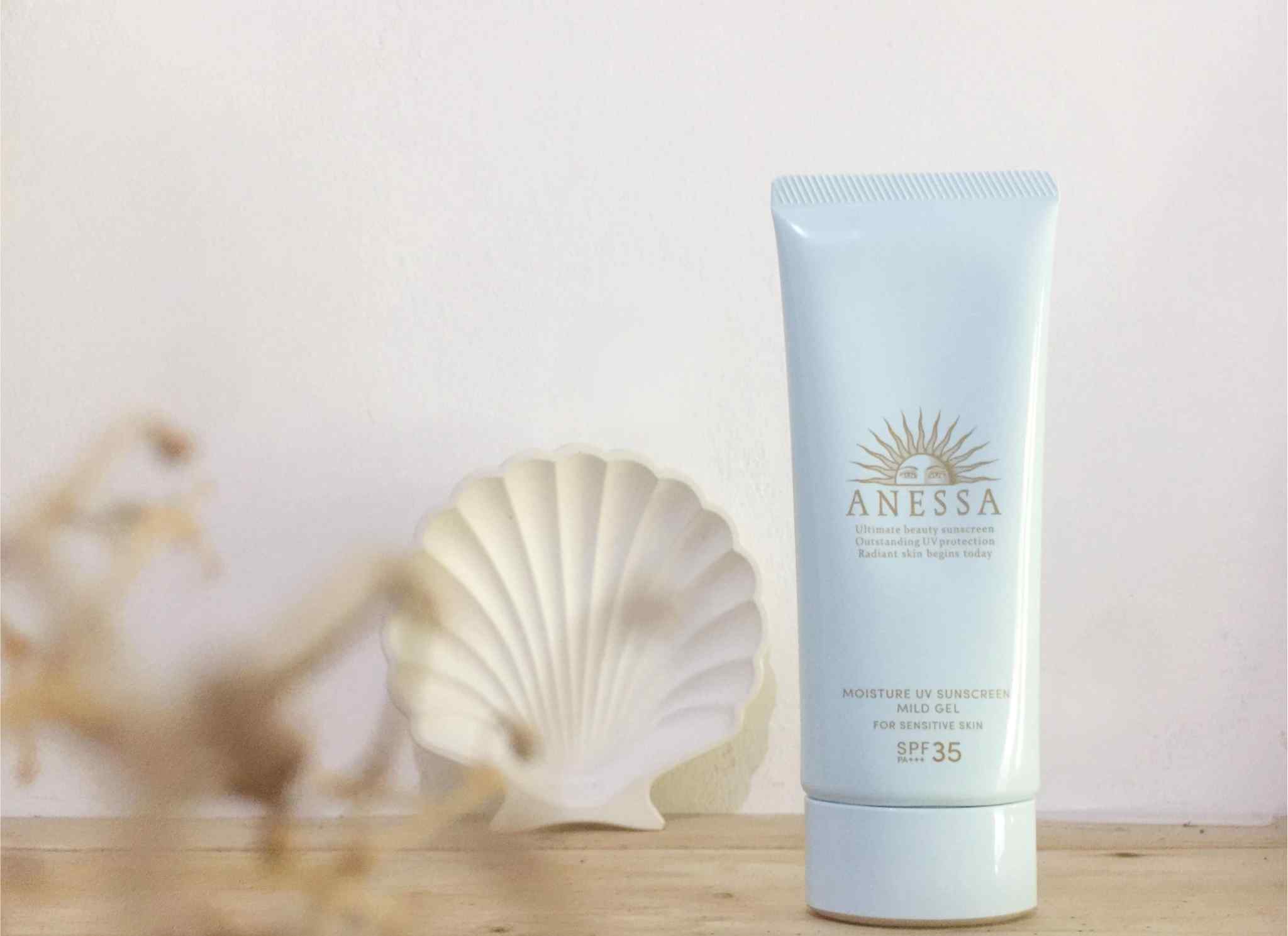 Review Anessa Moisture UV Sunscreen Mild Gel