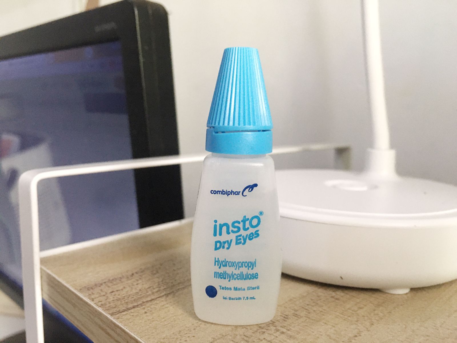 Insto Dry Eyes : Solusi Kesehatan Mata si Digital Savvy